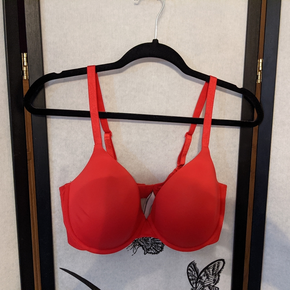Victoria's Secret T-Shirt Bra